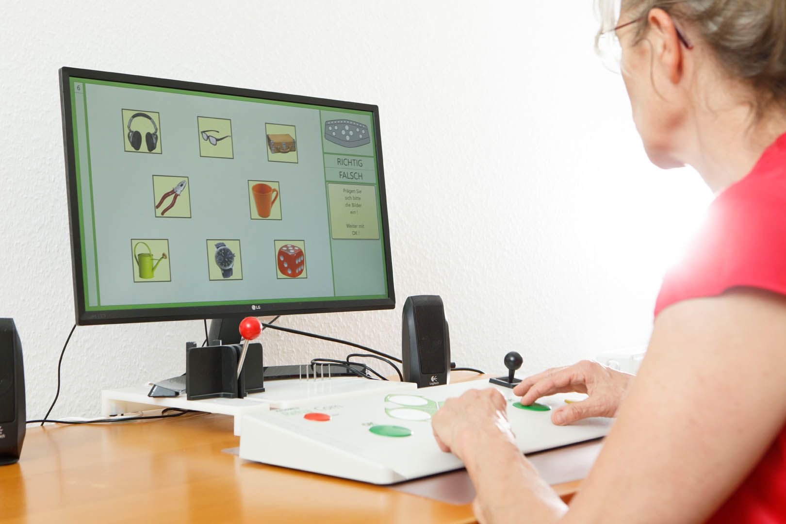 Gedächtnistraining an einem Computer